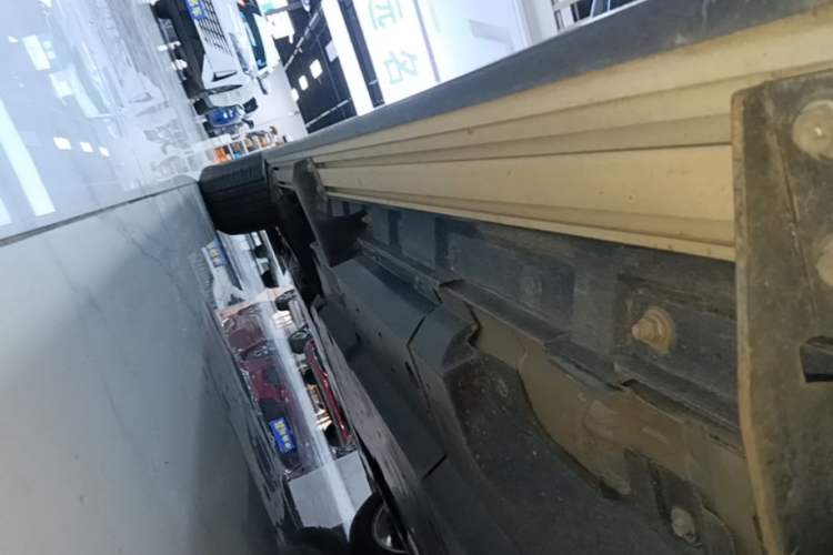 Used Toyota RAV4 2021 2.0L CVT Two-Wheel Drive Urban Edition Left Side Sill