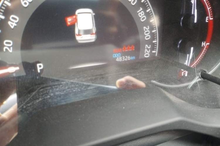 Used Toyota RAV4 2021 2.0L CVT Two-Wheel Drive Fashion PLUS Edition Odometer Close Up