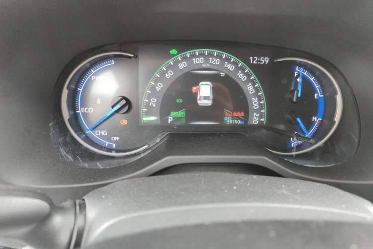 Used Toyota RAV4 2021 Dual-Engine 2.5L E-CVT Two-Wheel Drive Elite Edition Odometer Close Up