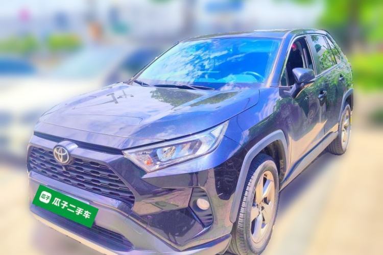 Used Toyota RAV4 2021 2.0L CVT Two-Wheel Drive Fashion PLUS Edition Guazi used car, China used car export, Used car for sale, Used  cars, Cheapest cars for sale