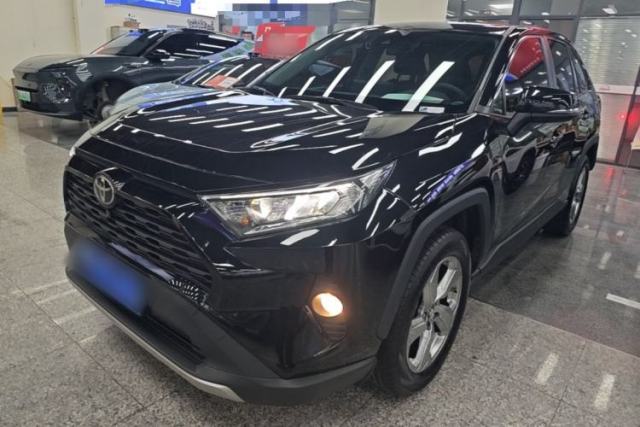 Used Toyota RAV4 2021 2.0L CVT Two-Wheel Drive Fashion PLUS Edition