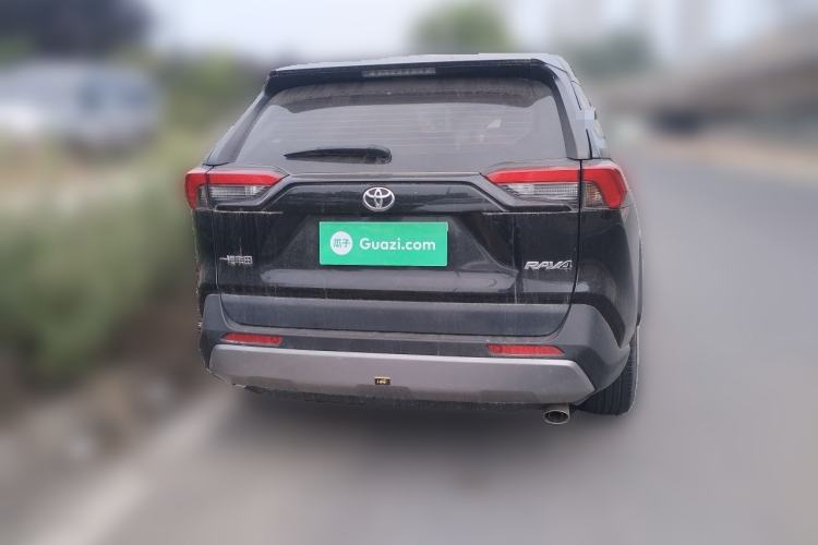 Used Toyota RAV4 2021 2.0L CVT Two-Wheel Drive Fashion PLUS Edition Rear