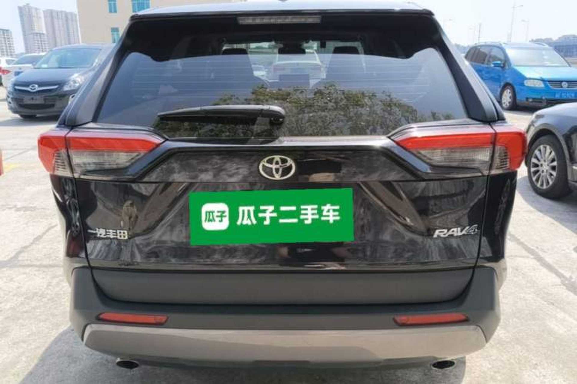Used Toyota RAV4 2021 2.0L CVT Two-Wheel Drive Fashion Edition Rear