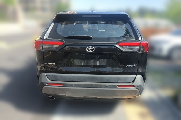 Used Toyota RAV4 2021 2.0L CVT Two-Wheel Drive Fashion PLUS Edition Rear