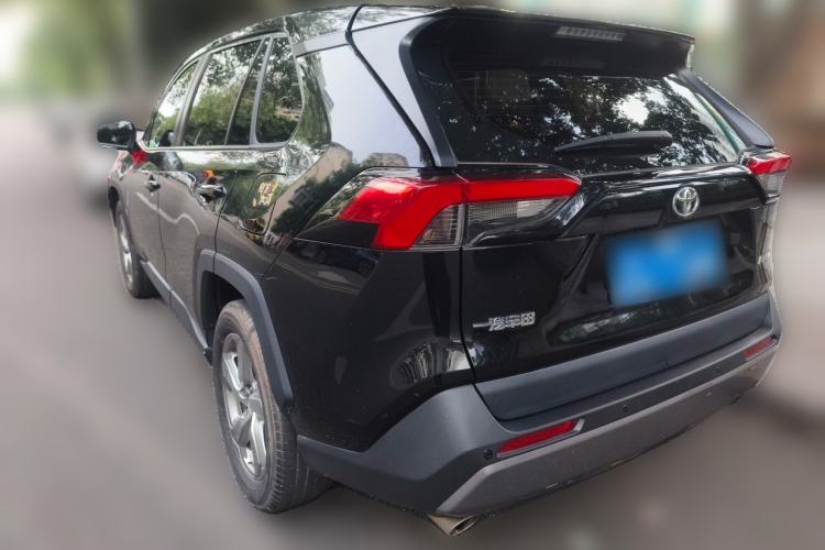 Used Toyota RAV4 2021 2.0L CVT Two-Wheel Drive Fashion Edition Rear Left 45 Deg