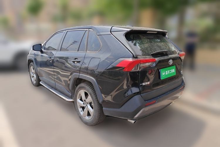 Used Toyota RAV4 2021 2.0L CVT 4x4 Style PLUS Edition Rear Left 45 Deg