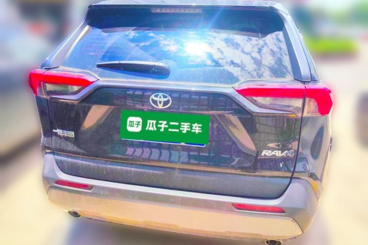 Used Toyota RAV4 2021 2.0L CVT Two-Wheel Drive Fashion PLUS Edition Rear