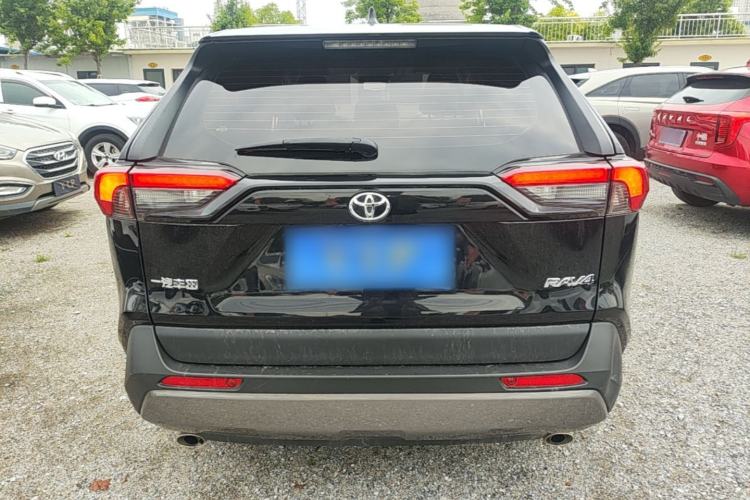 Used Toyota RAV4 2021 2.0L CVT Two-Wheel Drive Fashion PLUS Edition Rear
