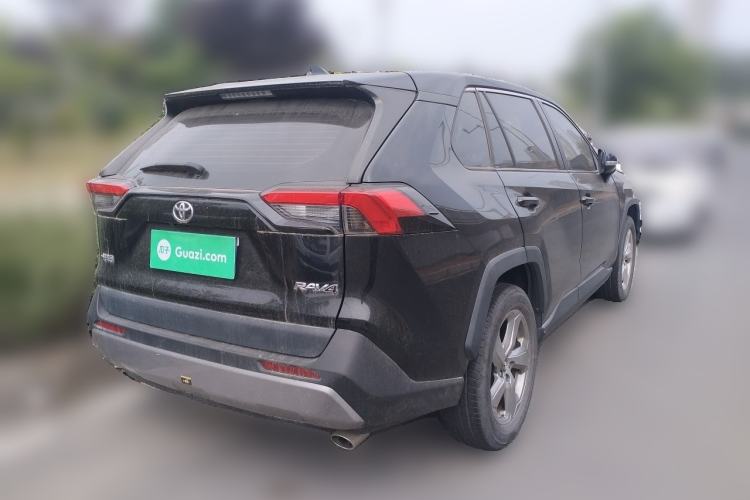 Used Toyota RAV4 2021 2.0L CVT Two-Wheel Drive Fashion PLUS Edition Rear Right 45 Deg