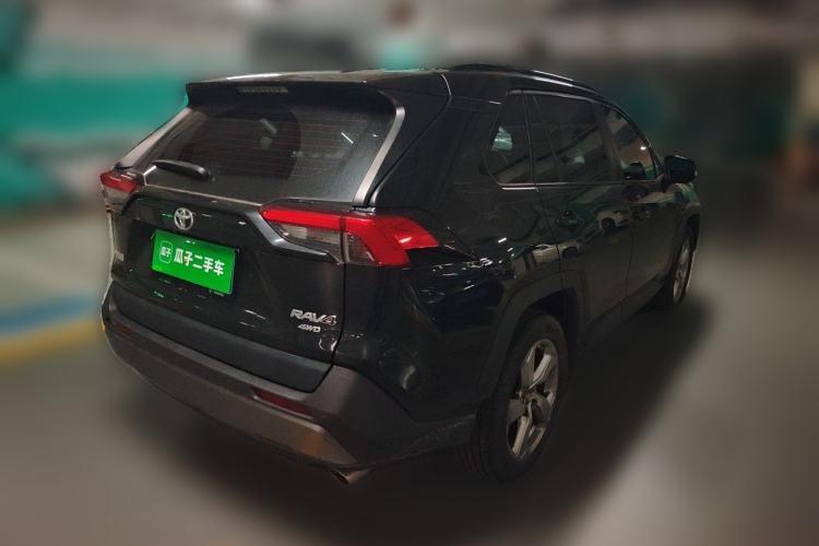 Used Toyota RAV4 2021 2.0L CVT 4x4 Trend Edition Rear Right 45 Deg