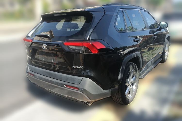 Used Toyota RAV4 2021 2.0L CVT Two-Wheel Drive Fashion PLUS Edition Rear Right 45 Deg