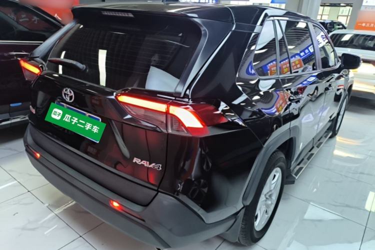 Used Toyota RAV4 2021 2.0L CVT Two-Wheel Drive Urban Edition Rear Right 45 Deg
