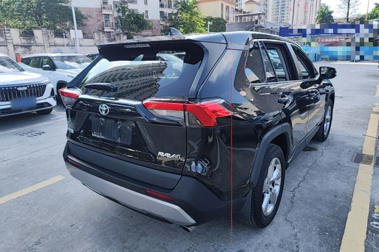 Used Toyota RAV4 2021 2.0L CVT Two-Wheel Drive Fashion Edition Rear Right 45 Deg