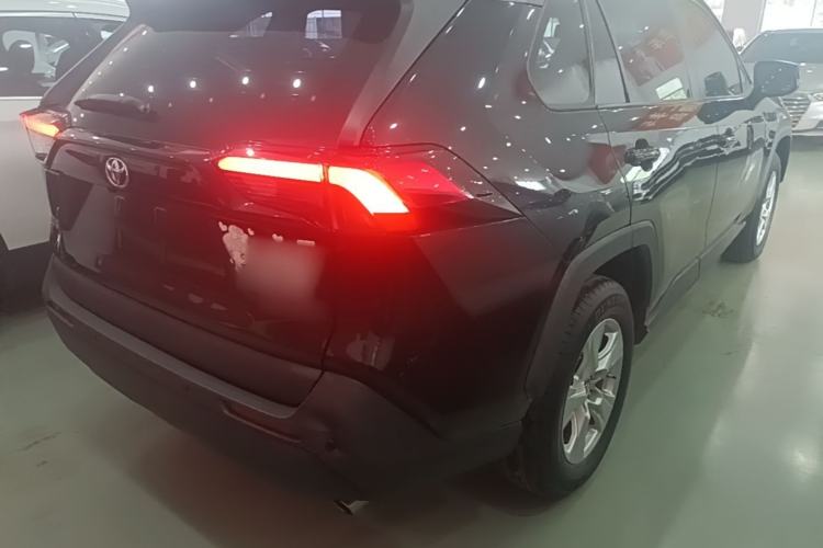 Used Toyota RAV4 2021 2.0L CVT Two-Wheel Drive Urban Edition Rear Right 45 Deg