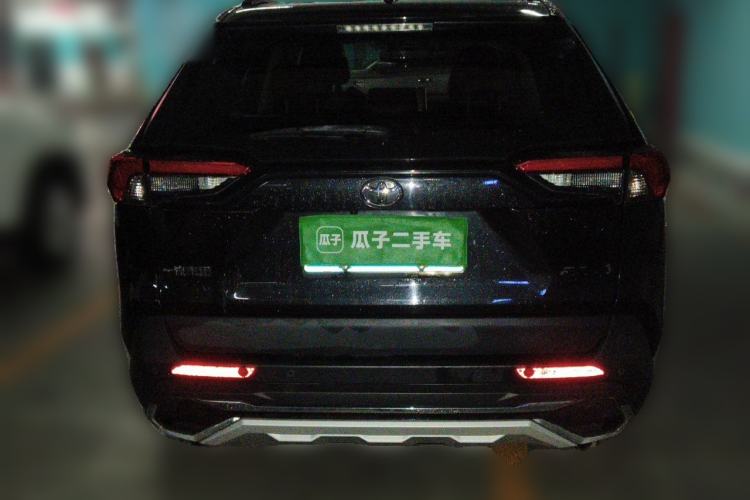 Used Toyota RAV4 2021 2.0L CVT Two-Wheel Drive Fashion Edition Rear