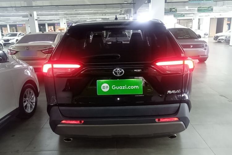 Used Toyota RAV4 2021 2.0L CVT Two-Wheel Drive Fashion PLUS Edition Rear