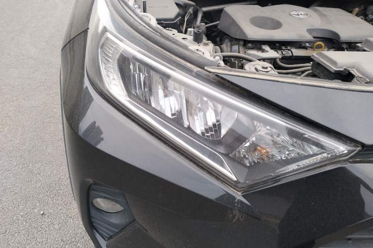Used Toyota RAV4 2021 2.0L CVT Two-Wheel Drive Fashion PLUS Edition Right Front Headlight