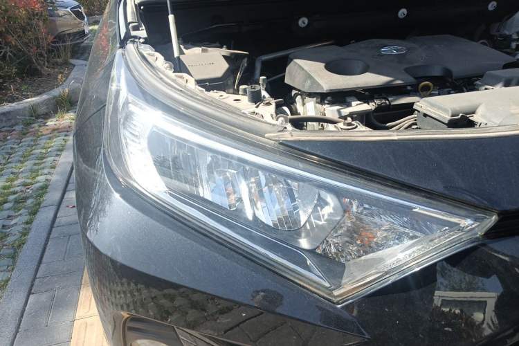 Used Toyota RAV4 2021 2.0L CVT Two-Wheel Drive Fashion PLUS Edition Right Front Headlight