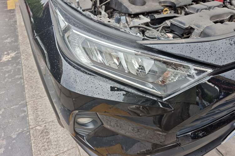 Used Toyota RAV4 2021 2.0L CVT Two-Wheel Drive Fashion PLUS Edition Right Front Headlight