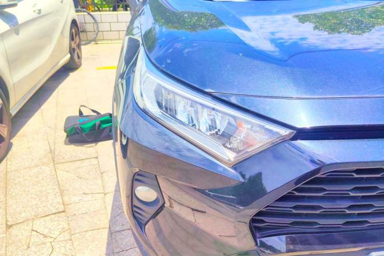 Used Toyota RAV4 2021 2.0L CVT Two-Wheel Drive Fashion PLUS Edition Right Front Headlight