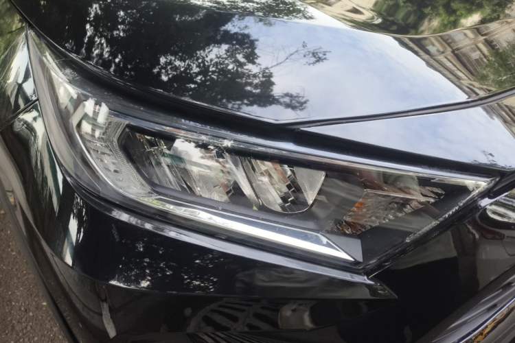 Used Toyota RAV4 2021 2.0L CVT Two-Wheel Drive Fashion Edition Right Front Headlight