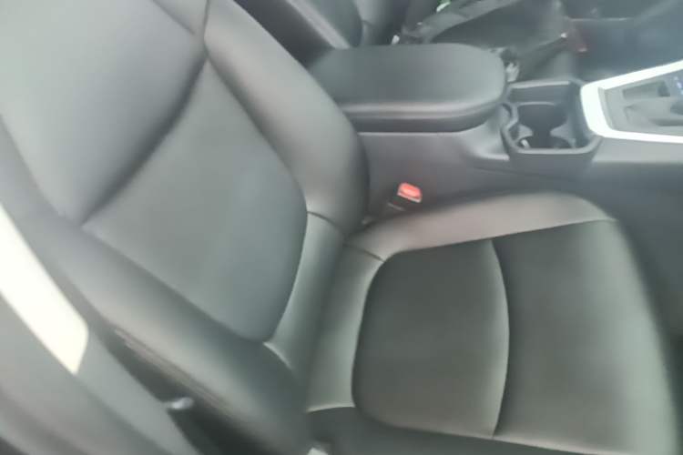 Used Toyota RAV4 2021 2.0L CVT Two-Wheel Drive Urban Edition Right Front Seat