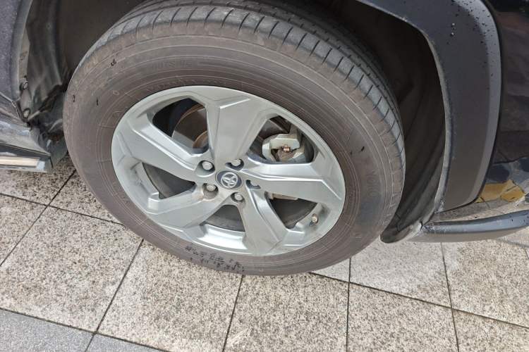 Used Toyota RAV4 2021 2.0L CVT Two-Wheel Drive Fashion PLUS Edition Right Front Wheel Hub