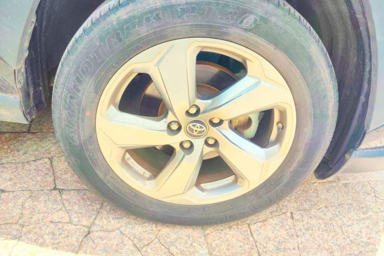 Used Toyota RAV4 2021 2.0L CVT Two-Wheel Drive Fashion PLUS Edition Right Front Wheel Hub