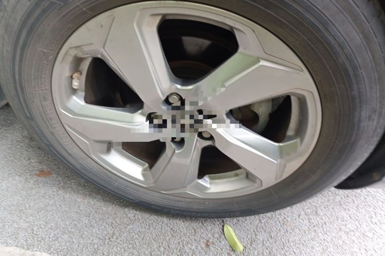 Used Toyota RAV4 2021 2.0L CVT Two-Wheel Drive Fashion Edition Right Front Wheel Hub