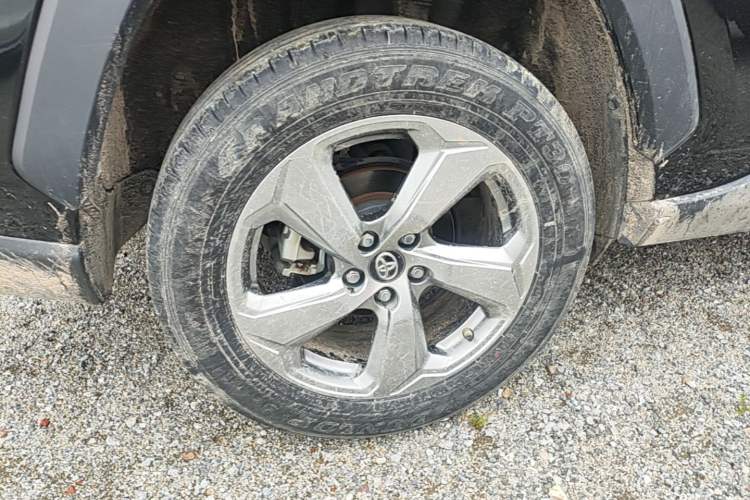 Used Toyota RAV4 2021 2.0L CVT Two-Wheel Drive Fashion PLUS Edition Right Rear Wheel Hub