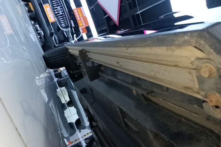 Used Toyota RAV4 2021 2.0L CVT Two-Wheel Drive Urban Edition Right Side Sill