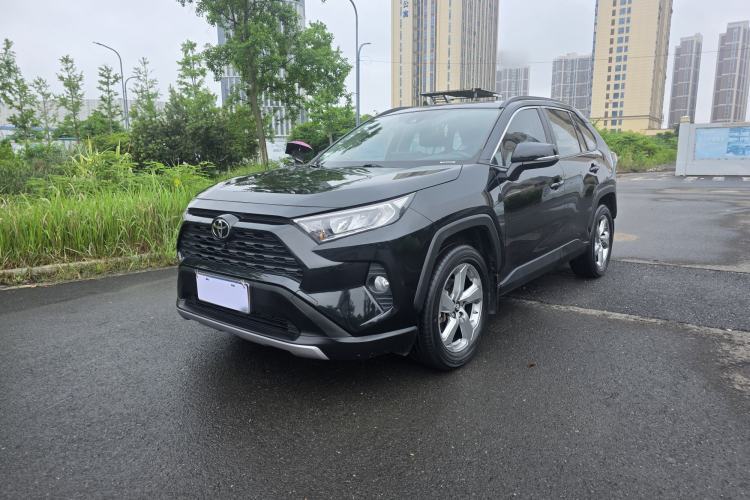 Used Toyota RAV4 2021 2.0L CVT Two-Wheel Drive Fashion PLUS Edition Guazi used car, China used car export, Used car for sale, Used  cars, Cheapest cars for sale