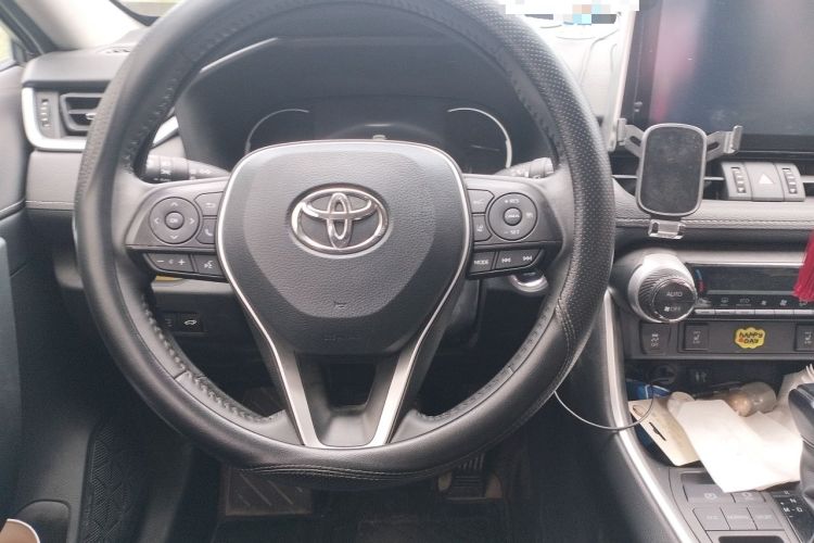 Used Toyota RAV4 2021 2.0L CVT Two-Wheel Drive Fashion PLUS Edition Steering Wheel