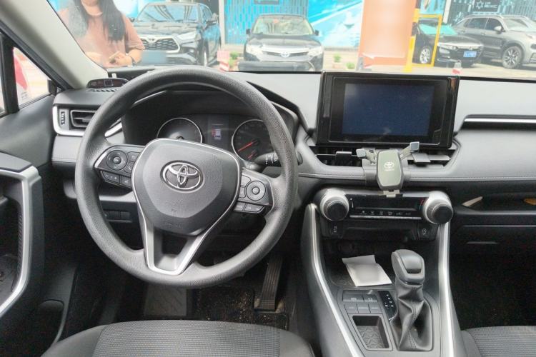 Used Toyota RAV4 2021 2.0L CVT Two-Wheel Drive Urban Edition Steering Wheel