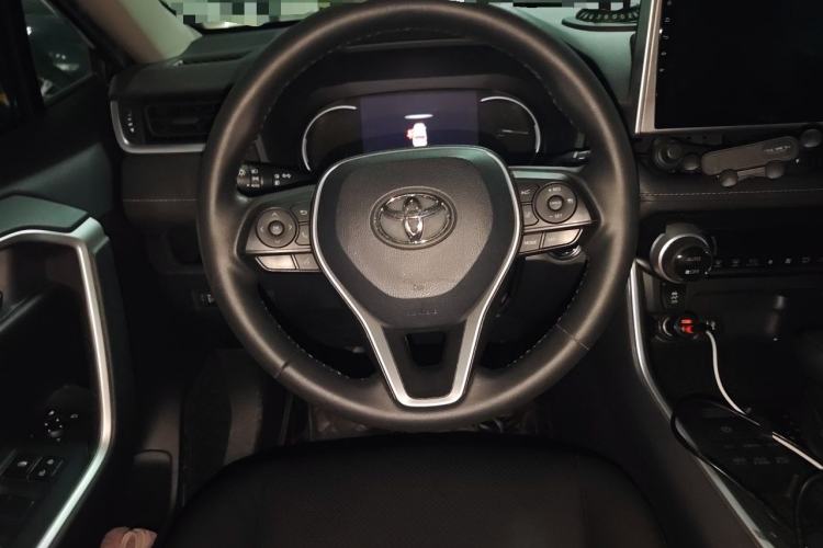 Used Toyota RAV4 2021 2.0L CVT 4x4 Trend Edition Steering Wheel