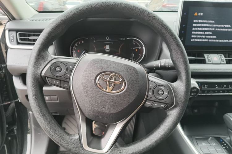 Used Toyota RAV4 2021 2.0L CVT Two-Wheel Drive Fashion Edition Steering Wheel