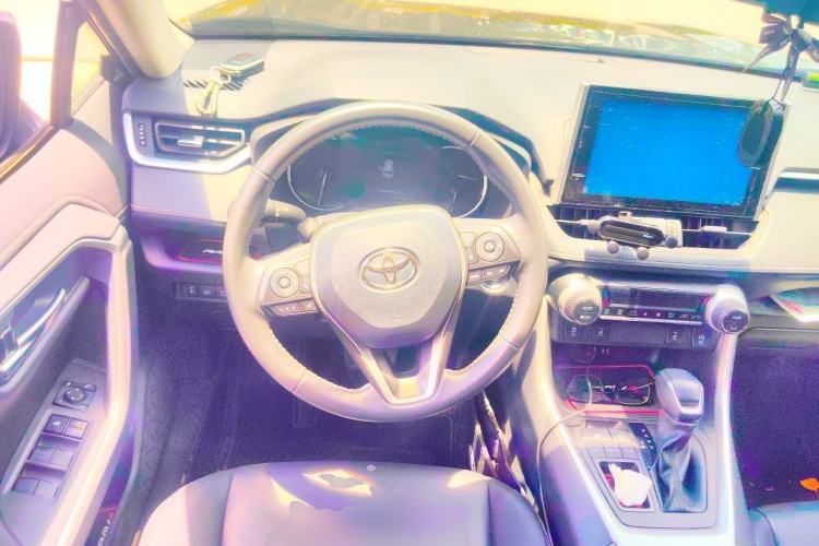 Used Toyota RAV4 2021 2.0L CVT Two-Wheel Drive Fashion PLUS Edition Steering Wheel