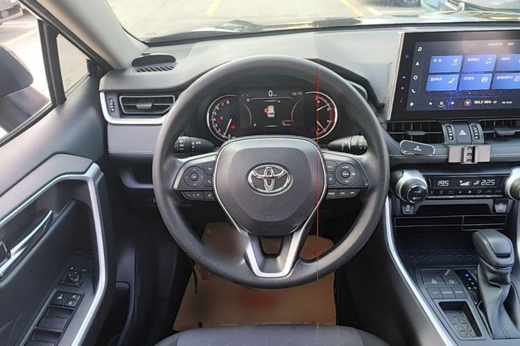 Used Toyota RAV4 2021 2.0L CVT Two-Wheel Drive Fashion Edition Steering Wheel