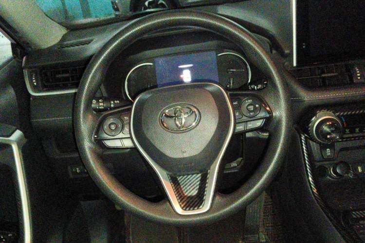 Used Toyota RAV4 2021 2.0L CVT Two-Wheel Drive Fashion Edition Steering Wheel