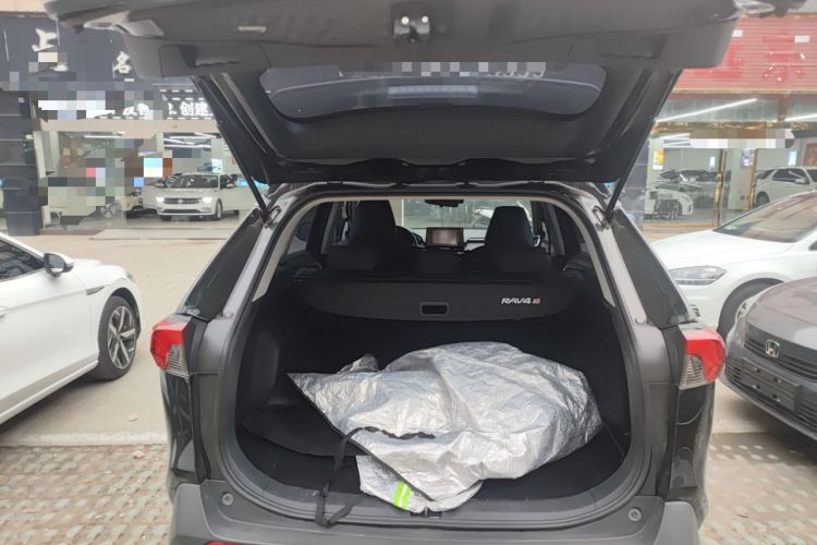 Used Toyota RAV4 2021 2.0L CVT Two-Wheel Drive Urban Edition Trunk