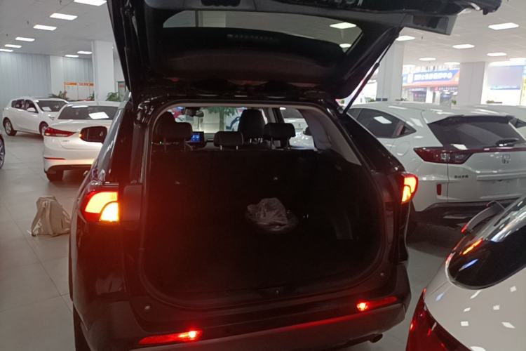 Used Toyota RAV4 2021 2.0L CVT Two-Wheel Drive Urban Edition Trunk