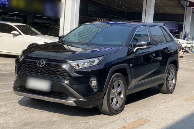 Used Toyota RAV4 2021 2.0L CVT Two-Wheel Drive Fashion Edition