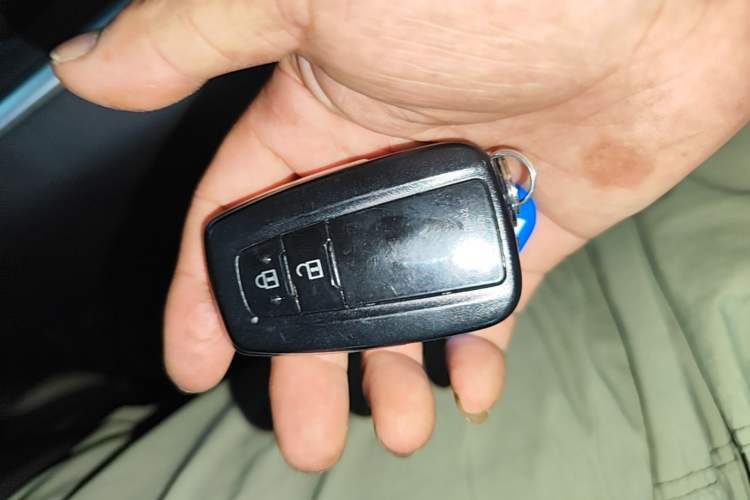 Used Toyota RAV4 2021 2.0L CVT Two-Wheel Drive Fashion PLUS Edition Vehicle Key