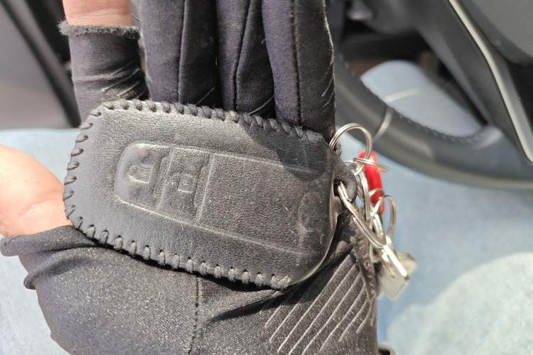 Used Toyota RAV4 2021 2.0L CVT 4x4 Style PLUS Edition Vehicle Key