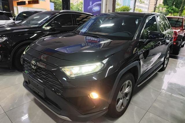 Used Toyota RAV4 2021 2.0L CVT Two-Wheel Drive Fashion PLUS Edition
