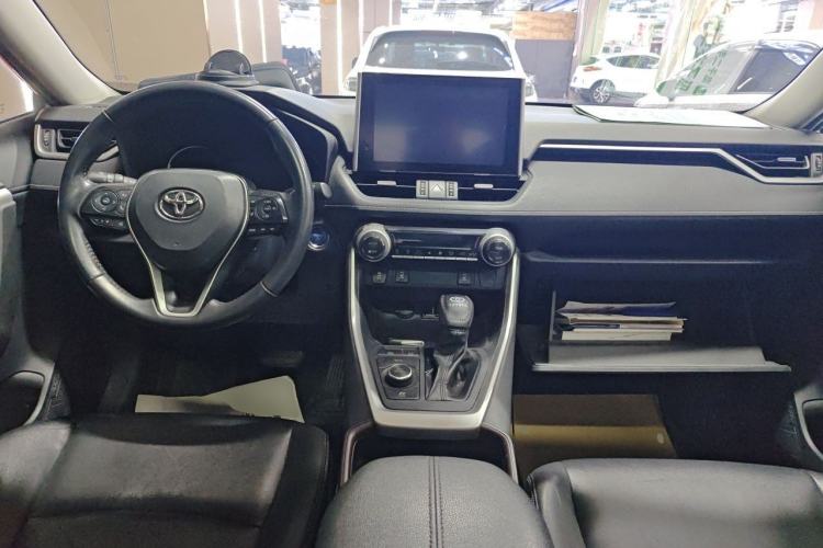 Used Toyota RAV4 2021 Revised Version Dual-Motor Hybrid 2.5L E-CVT 4x4 Elite PLUS Edition Center Console