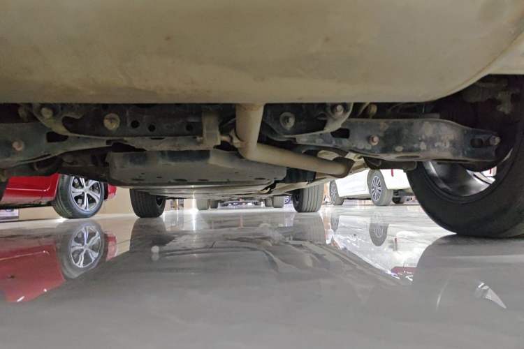 Used Toyota RAV4 2021 Revised Version Dual-Motor Hybrid 2.5L E-CVT 4x4 Elite PLUS Edition Chassis Rear