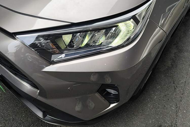 Used Toyota RAV4 2021 2.0L CVT 4x4 Trend Edition Left Front Headlight