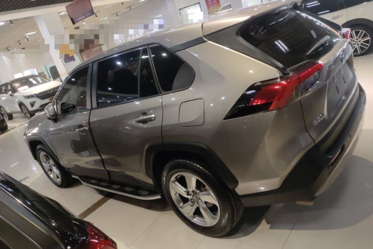 Used Toyota RAV4 2021 2.0L CVT Two-Wheel Drive Fashion PLUS Edition Left Side