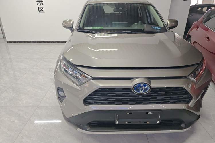 Used Toyota RAV4 2021 Revised Version Dual-Motor Hybrid 2.5L E-CVT 4x4 Elite PLUS Edition Right Front Headlight